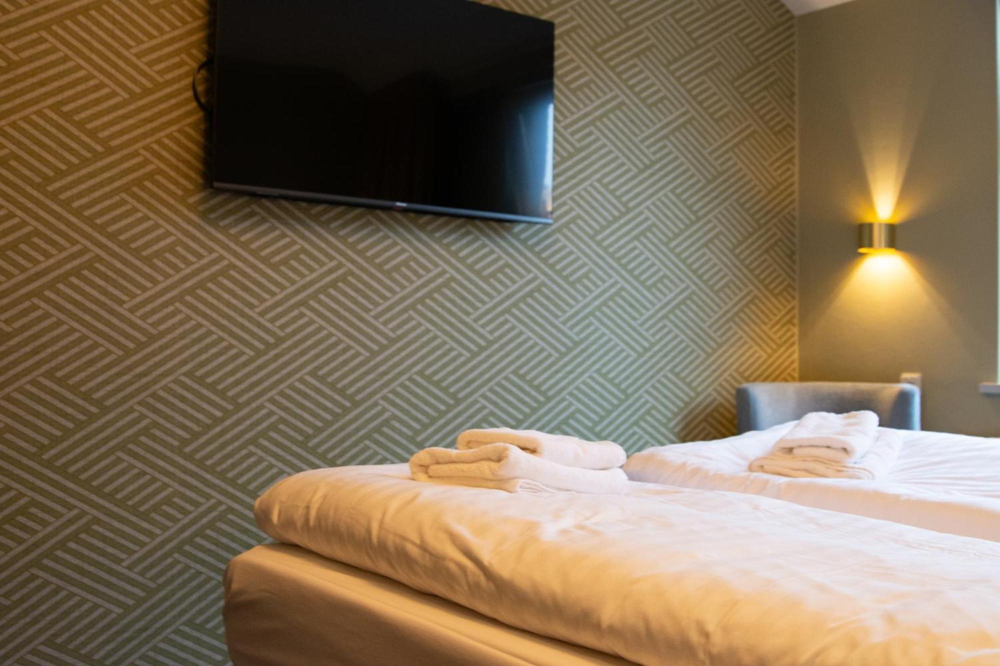 Strandhotel De Logerij Renesse Bagian luar foto